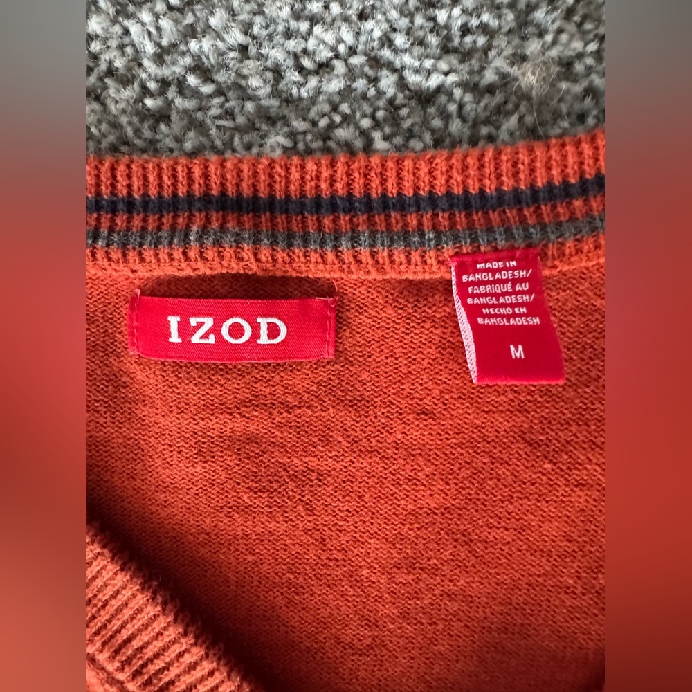 IZOD Women’s Orange V-Neck Sweater Size M Pullover - Picture 4 of 8